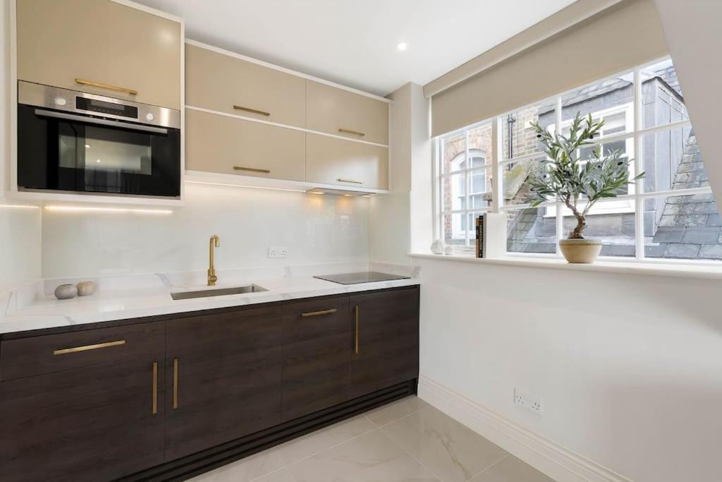Wonderful Knightsbridge Apartment By Harrods Londra Exterior foto